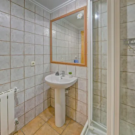Res- Puerta De Calpe-3 By Interhome